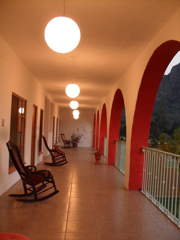 Hotel Atuaraa Tepoztlan Exterior photo