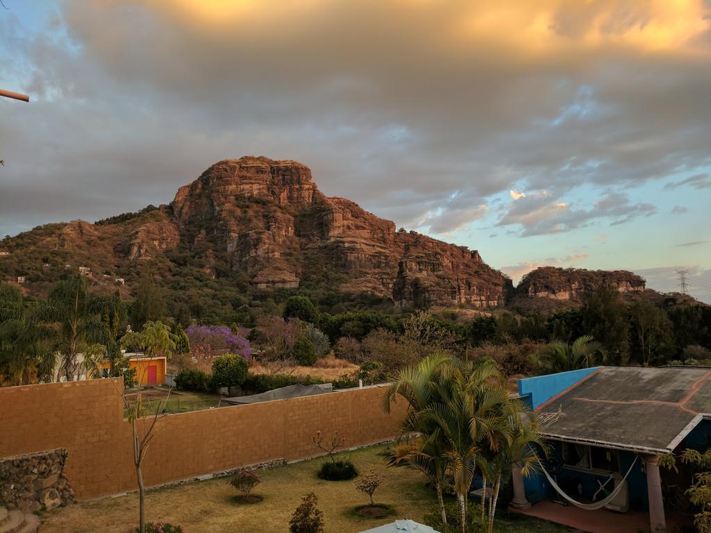 Hotel Atuaraa Tepoztlan Exterior photo