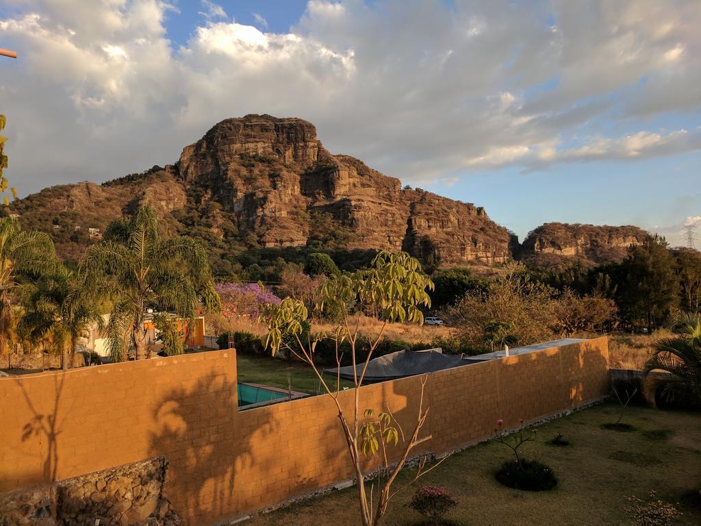 Hotel Atuaraa Tepoztlan Exterior photo